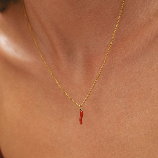 Damen Halskette Gold mit Chili Anhänger Rot wasserfest Edelstahl