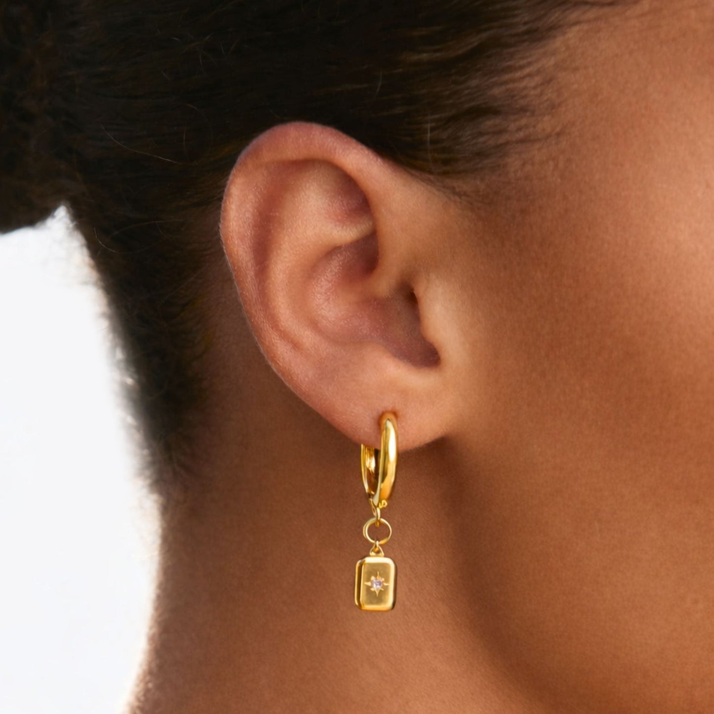 Damen Creolen Gold Stern Anhänger Zirkonia wasserdicht hypoallergen