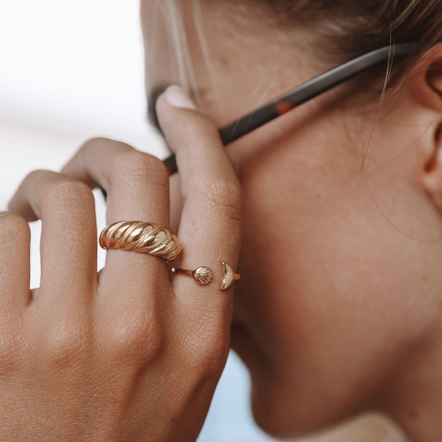 Damen Ring Gold Croissant Design wasserfest hypoallergen