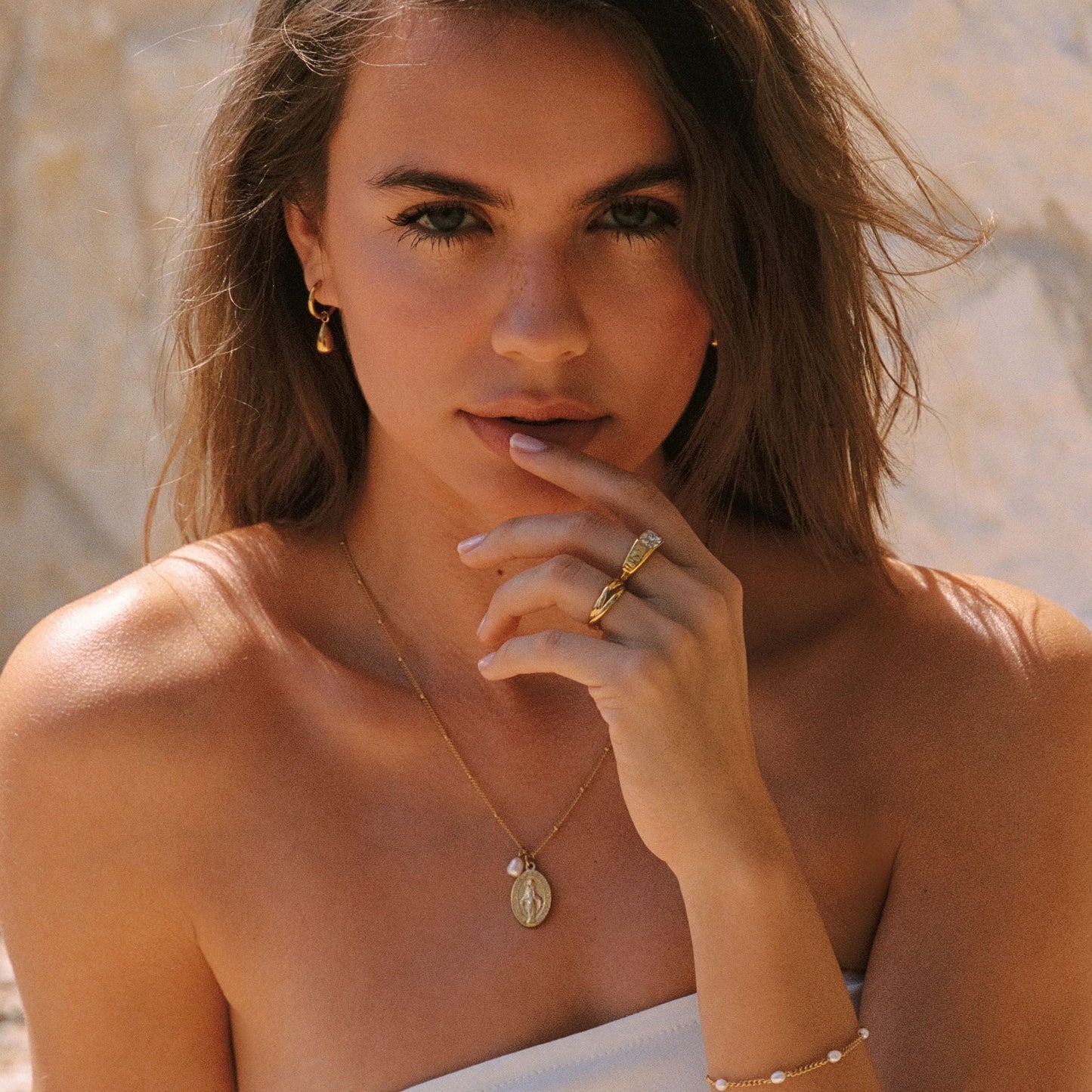Damen Kreuz Halskette Gold mit Süßwasserperle wasserfest Beaded Chain