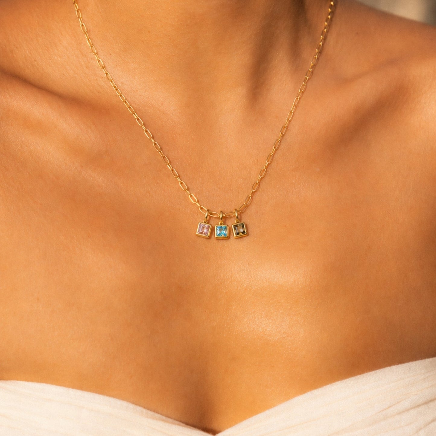 Damen Paperclip Kette Gold mit Geburtsstein Anhänger personalisiert wasserfest