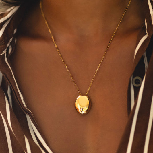 Damen Halskette Gold mit Pebble Anhänger wasserfest Edelstahl verstellbar