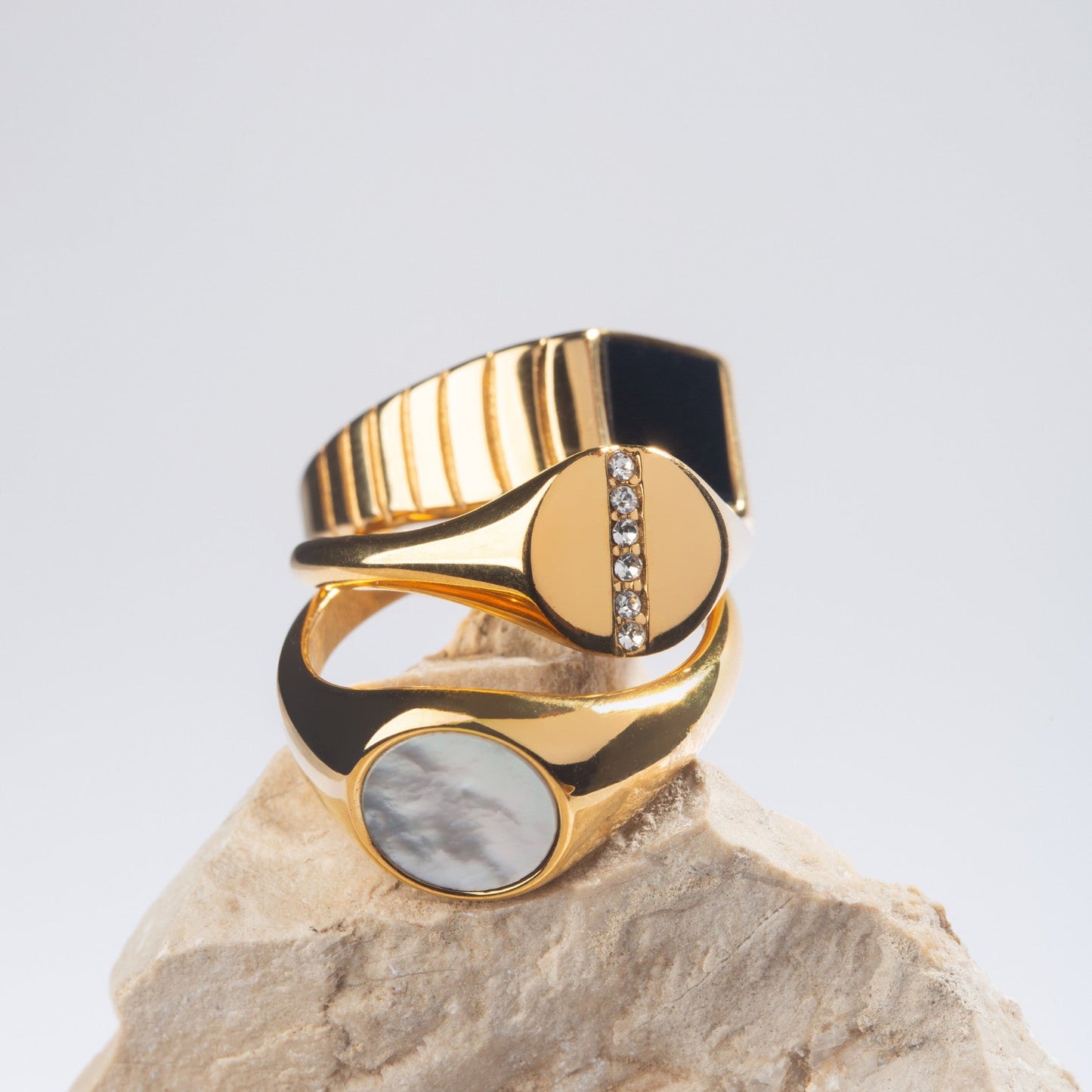 Damen Ring Gold Perlmutt wasserfest hypoallergen