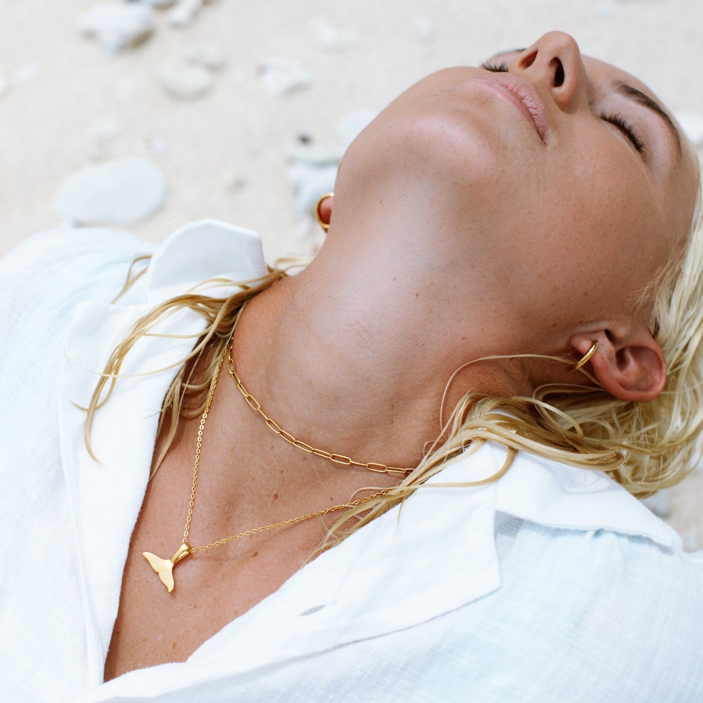 Damen Halskette Gold Walflosse Anhänger wasserdicht hypoallergen