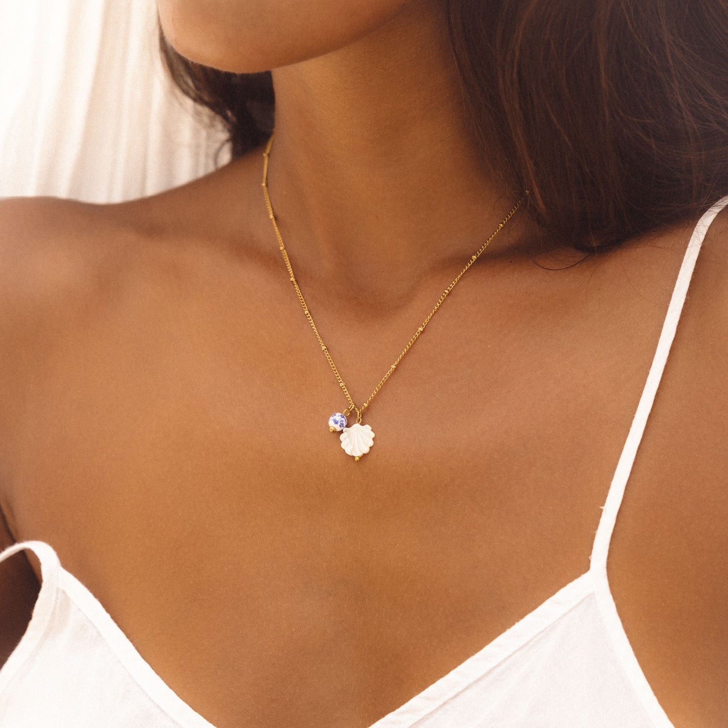 Damen Perlmutt Halskette Gold mit Keramikperle wasserfest