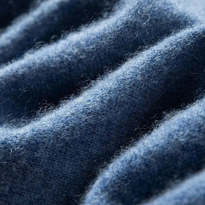 V-Ausschnitt Strickpullover aus Wolle